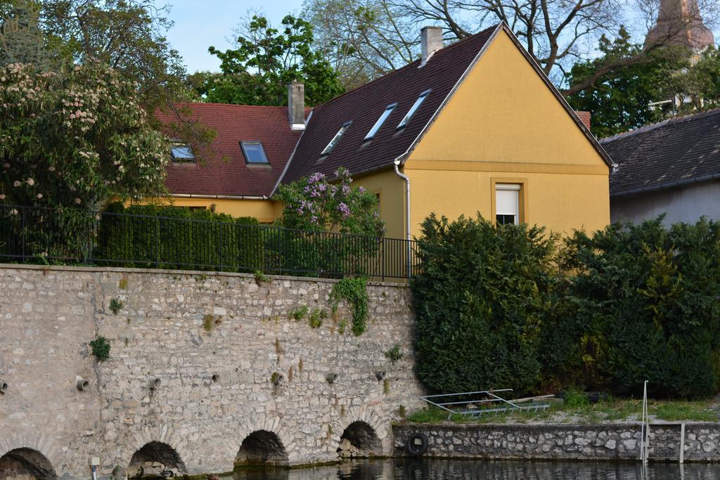 Tópart Apartman Hotel Tapolca Szoba fotó